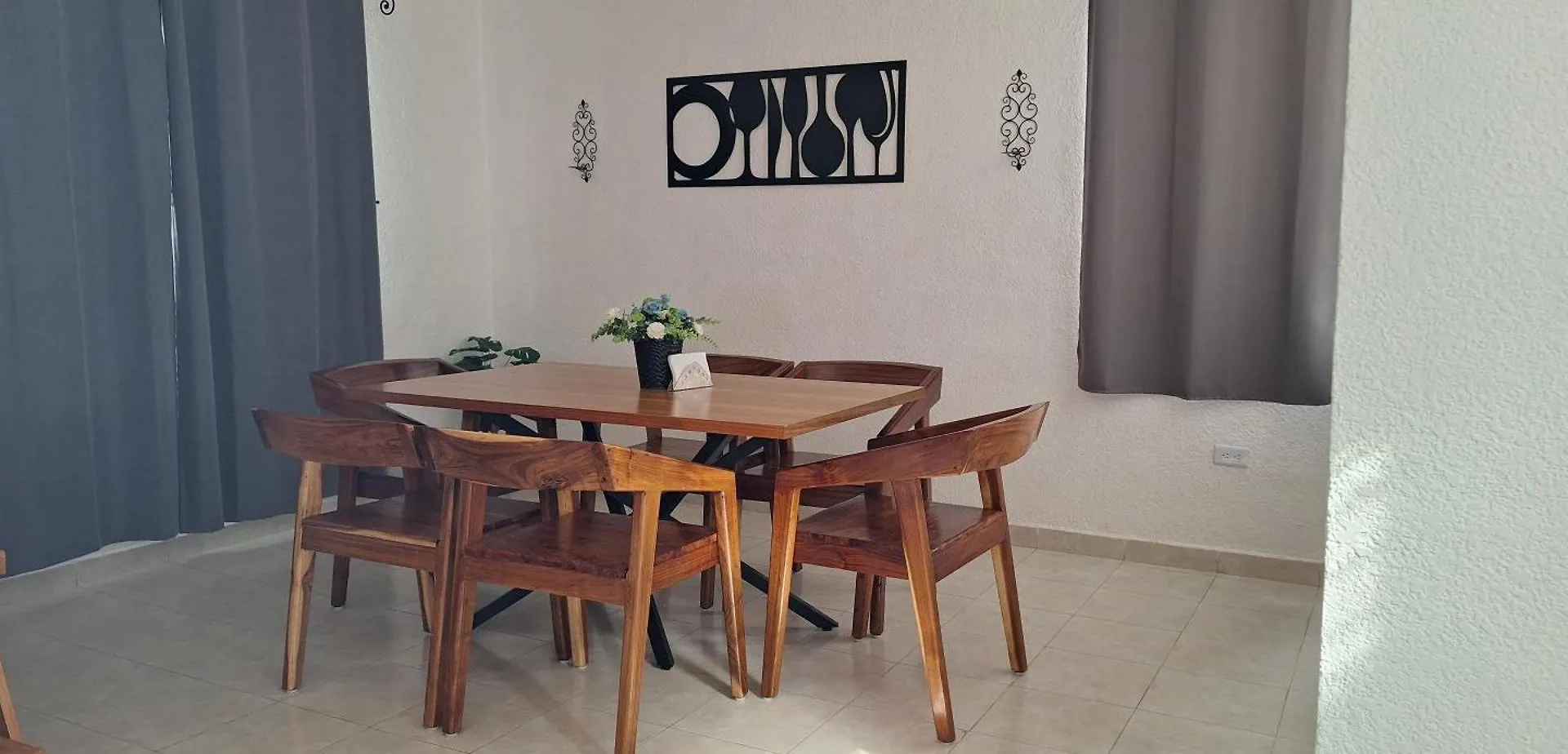 Casa El Conquistador/Excelenteubicacion/2Hab/Wifi Mérida